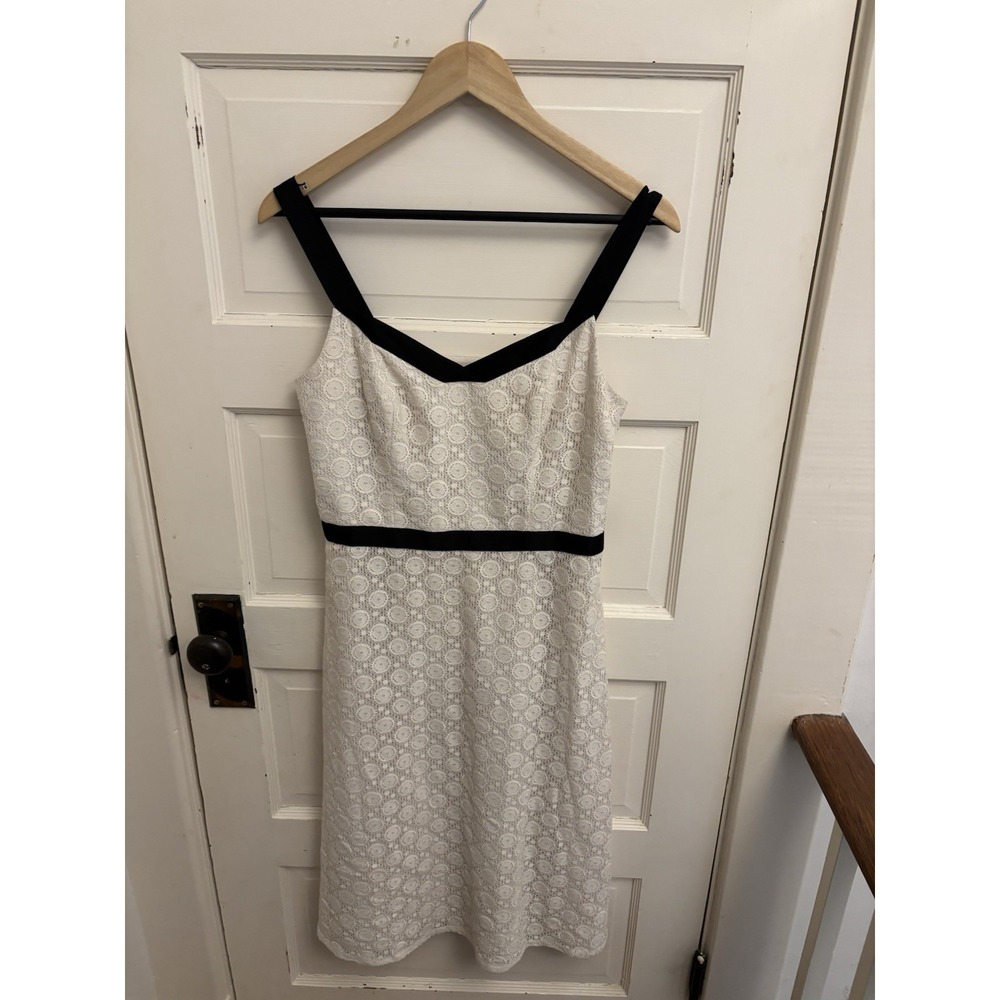 Loft Women's Ivory Crochet Lace Overlay Dress Black Trim Sleeveless Size 4 $129